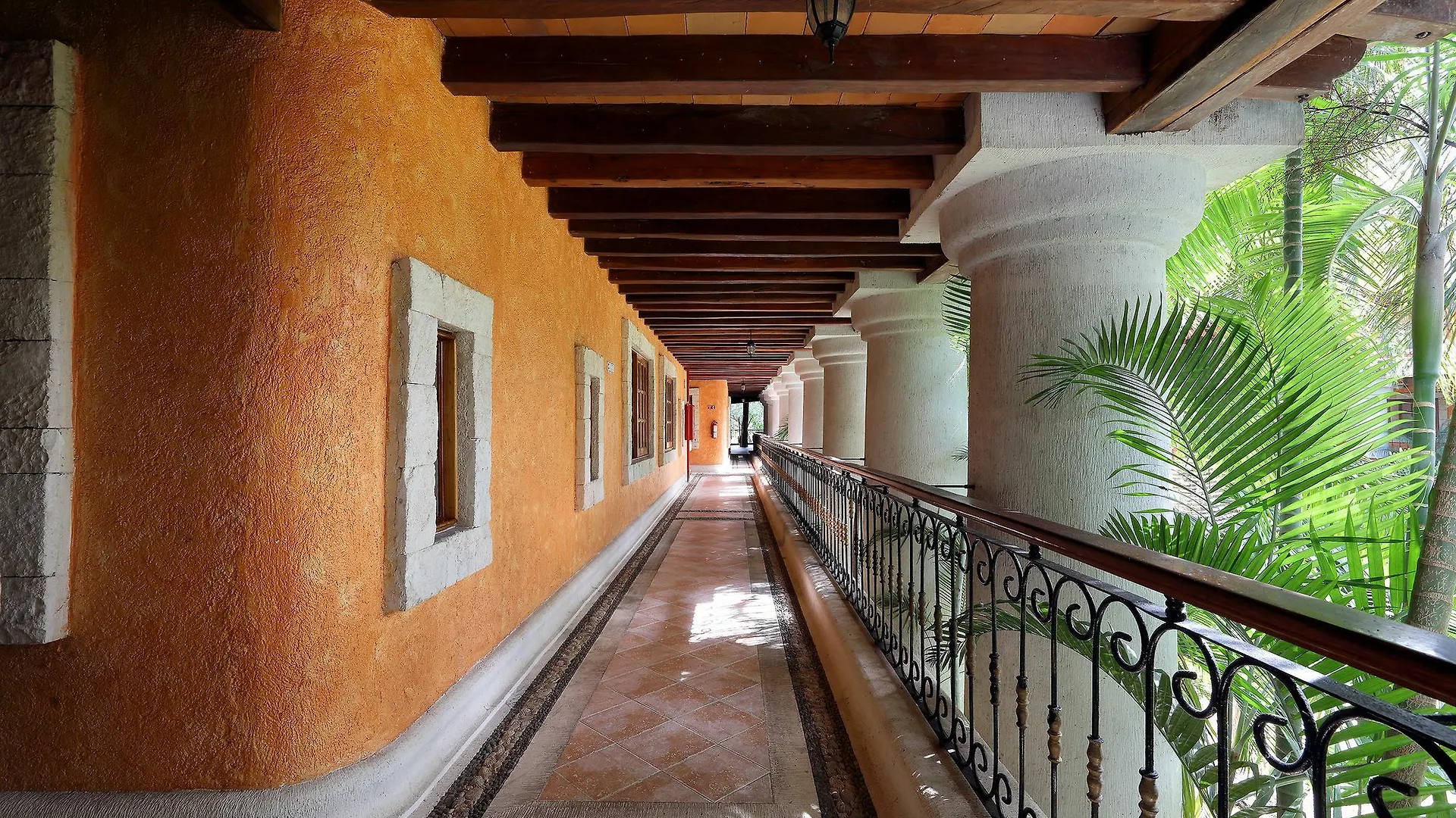 Отель Eurostars Hacienda Vista Real Плая-дель-Кармен