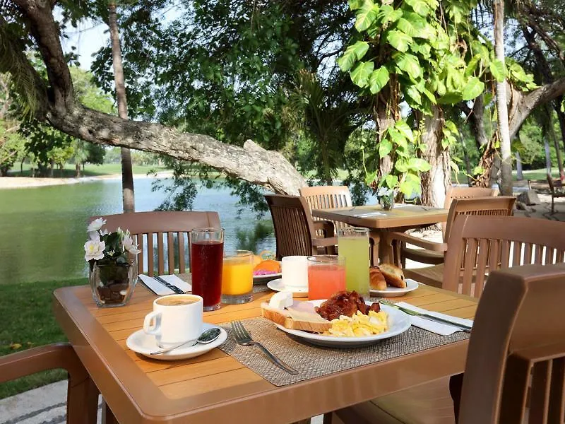 Отель Eurostars Hacienda Vista Real Плая-дель-Кармен 5*,